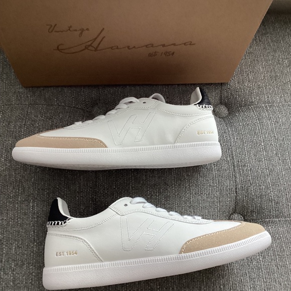 Vintage Havana Crisp Sneaker (Women), size 8 - Picture 12 of 12